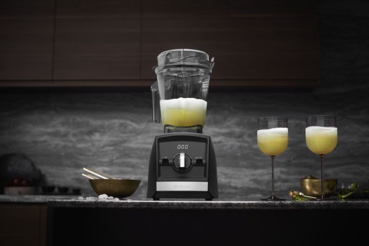 A2300i_Black_LemoncelloCocktail_01.jpg